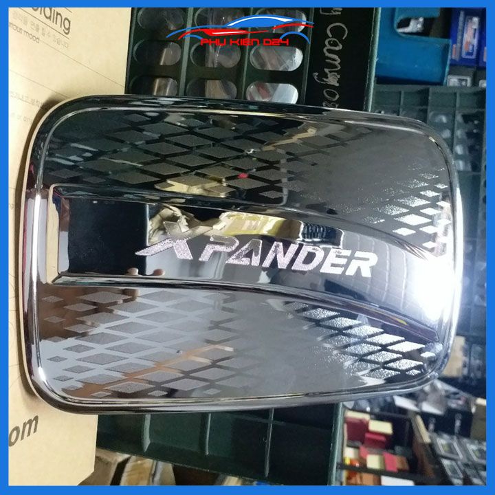 Ốp nắp bình xăng Xpander 2018-2019-2020-2021-2022-2023 mạ crom chống trầy trang trí ô tô