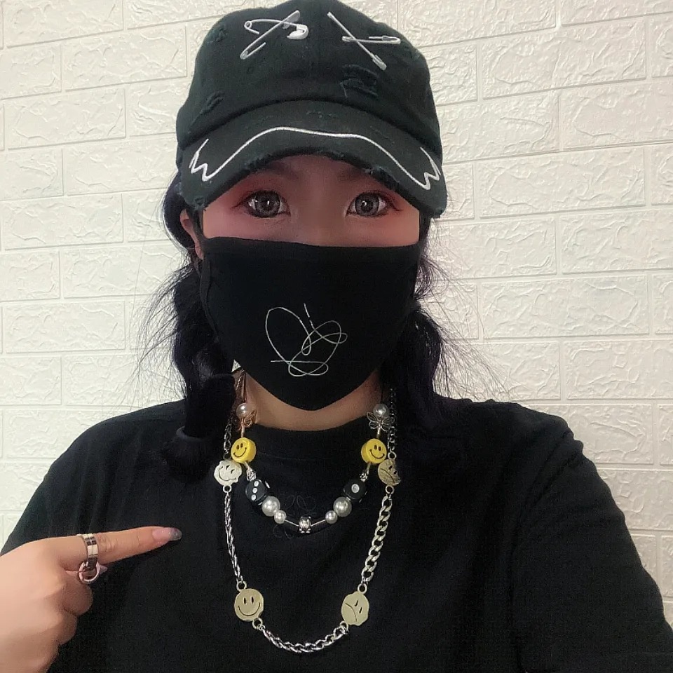 Bộ 2 Vòng cổ Hình Đầu Lâu/ Bướm/ Mặt Cười Bằng Thép Không Gỉ Phong Cách Hip hop Thời Trang Cho Nam Và Nữ