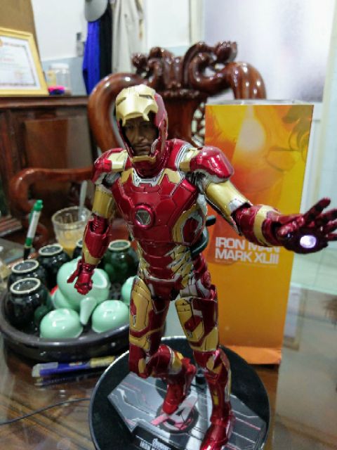 Mô hình đồ chơi Iron Man Mark 43 mk43 hãng hochoi Haocaitoy - Avengers