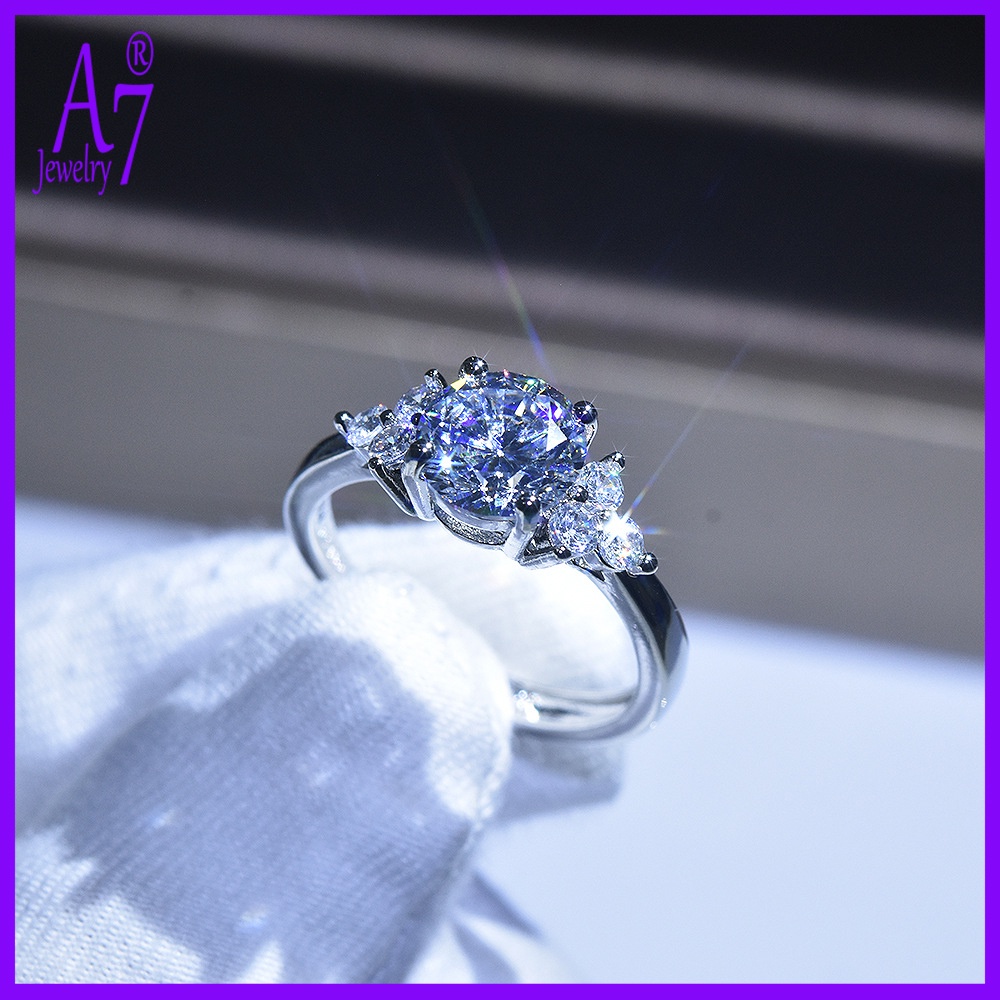 Nhẫn Đính Đá Zircon A7 Pt950 Tám Trái Tim Và Tám Mũi Tên 2 Karat