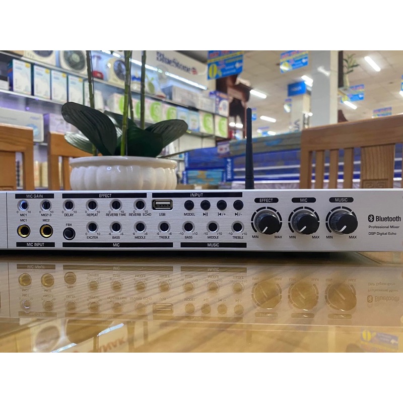 Vang Cơ lai số JBL K600