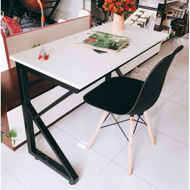 BÀN HỌC,BÀN LÀM VIỆC CHÂN SẮT CHỮ K,chắc chắn bền đẹp