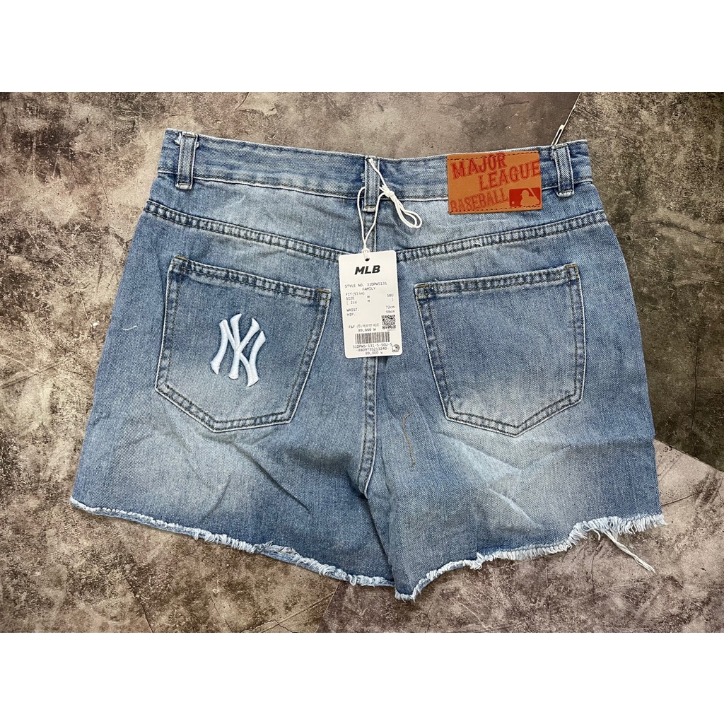 Quần Short Jean Nữ Thêu Logo Nổi Màu Đen/Trắng/Xanh