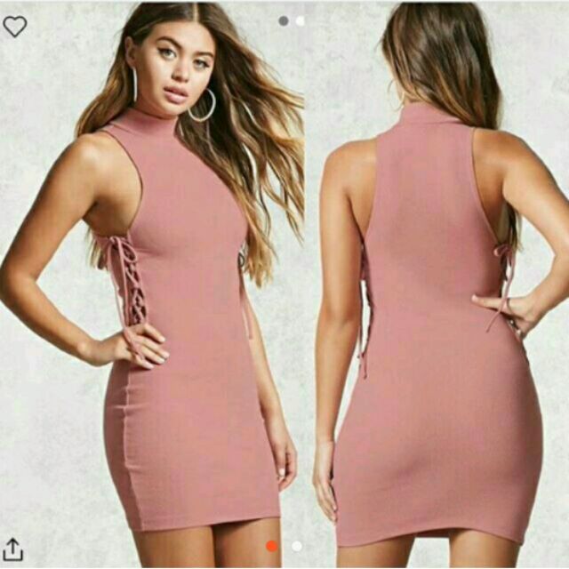 Váy body f21 thun gân cut eo size S