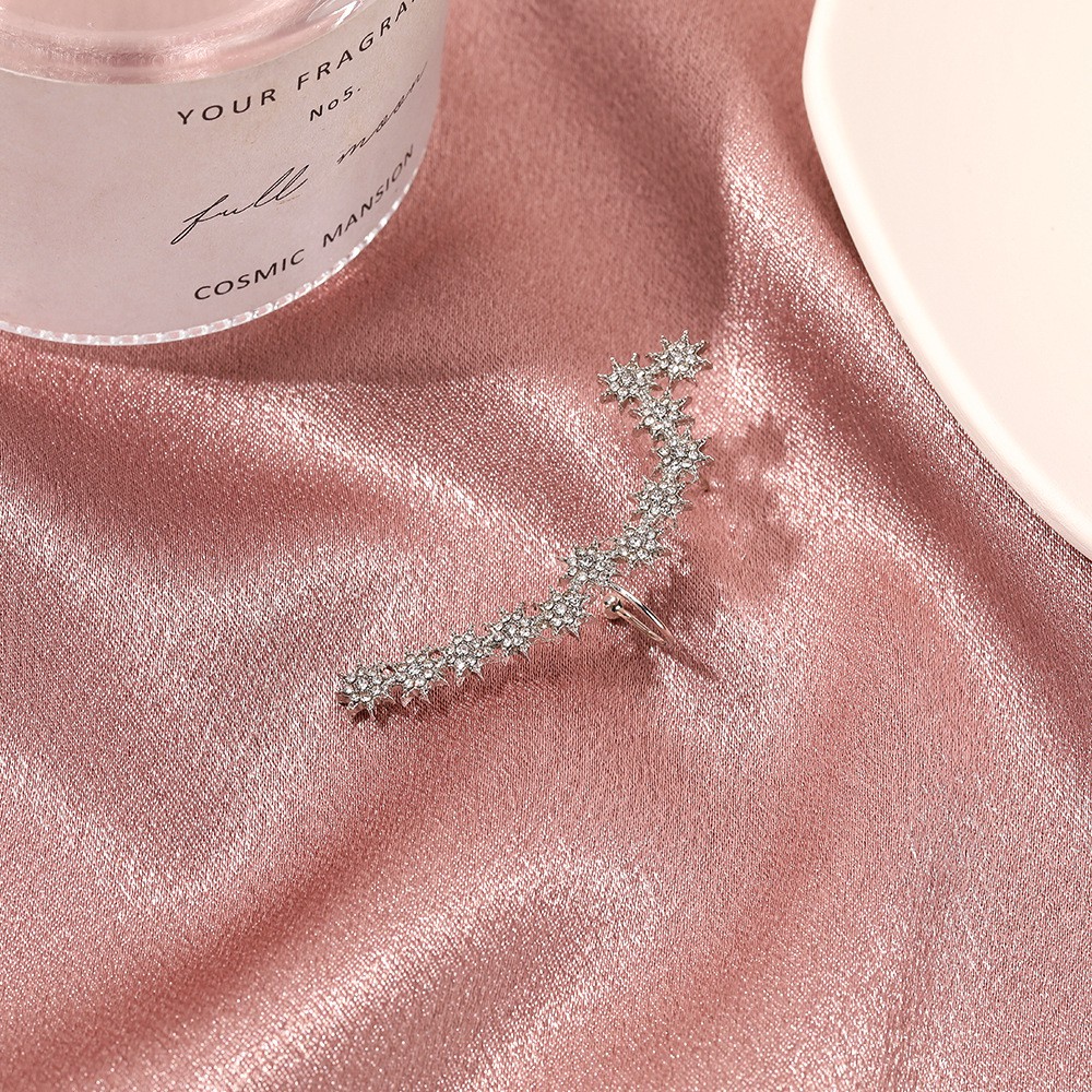 Đôi Bông Tai Hình Trái Tim Xinh Xắn Cho Nữ