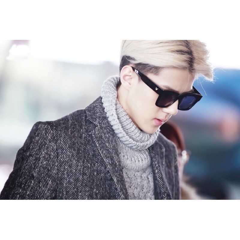 MẮT KÍNH CHỮ V CÁ TÍNH GIỚI TRẺ | BigBuy360 - bigbuy360.vn