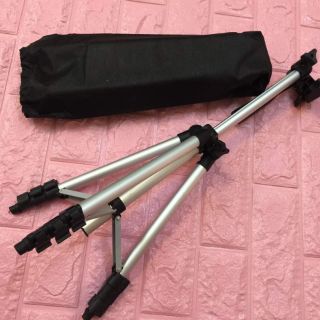kệ live stream