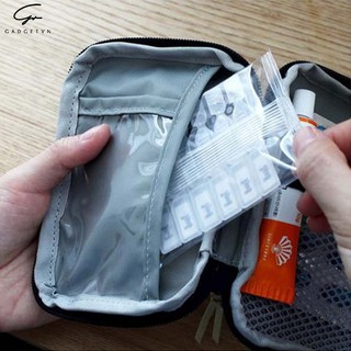Bộ đựng dụng cụ y tế