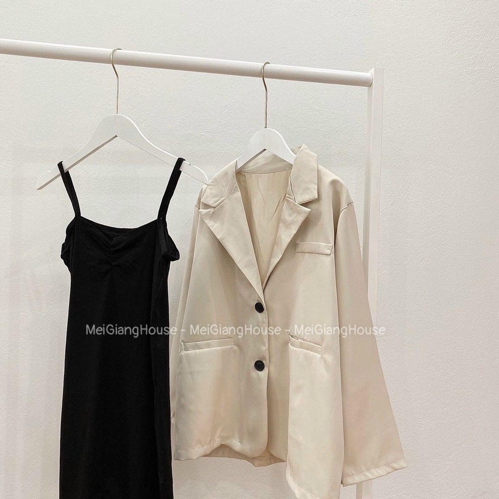 Set khoác vest + Đầm ôm đen 2 dây