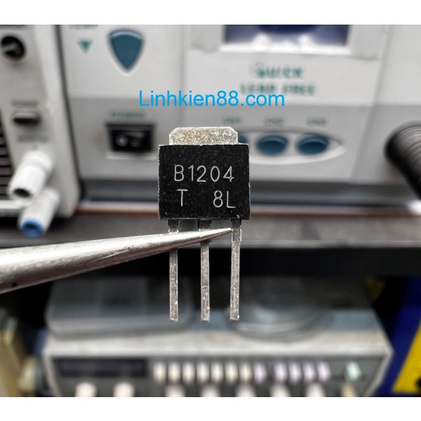 Tran Transistor 2SB1204 B1204 1204  PNP 8A 50V TO 251