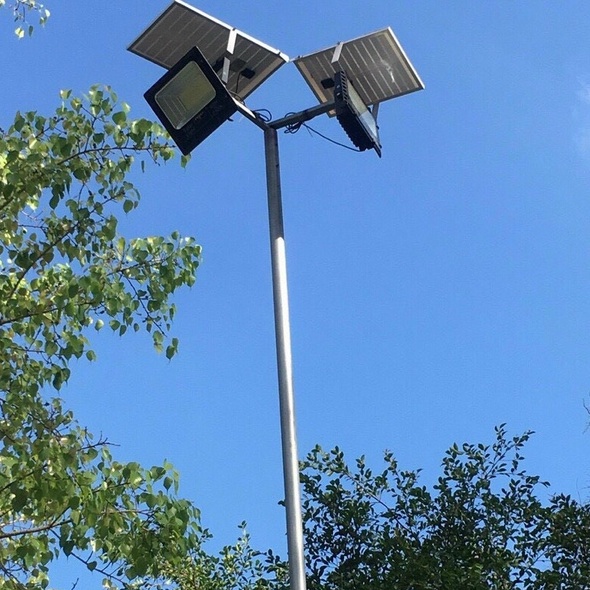Đèn pha năng lượng mặt trời 200W, Trang trí sân vườn, Bảo hành 2 năm 30 ngày đổi mới, dùng 10 năm không tốn 1Đ tiền điện