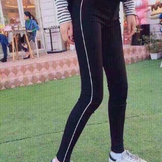 Quần legging nữ