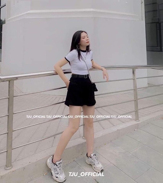 Quần sooc nữ cạp cao cúc | BigBuy360 - bigbuy360.vn