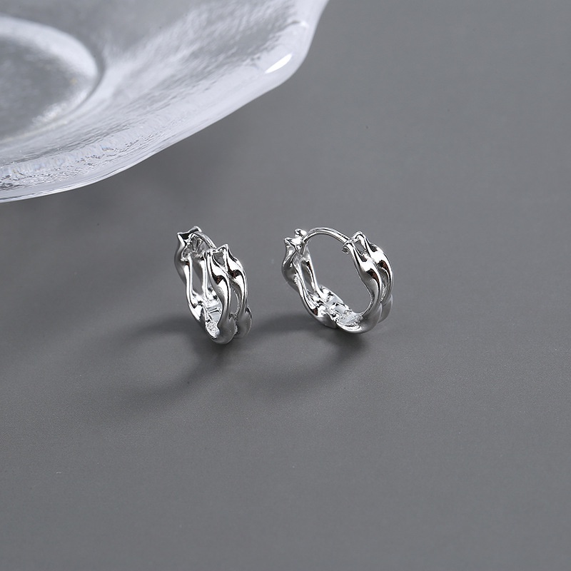 Khuyên tai xoắn 2 vòng mạ bạc