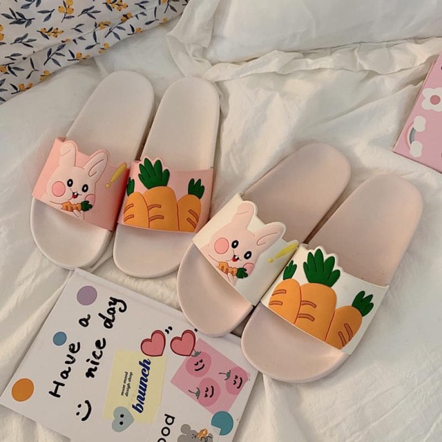 ( Có Sẵn )Dép thỏ hồng cute gặm cà rốt ciuciu.Store ảnh thật update sau