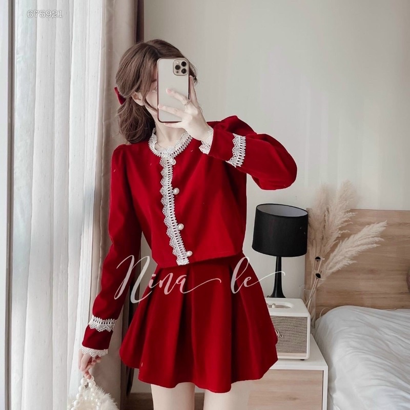 H1- set 2 món nhung , chân váy xoè, áo viền ren nhọn