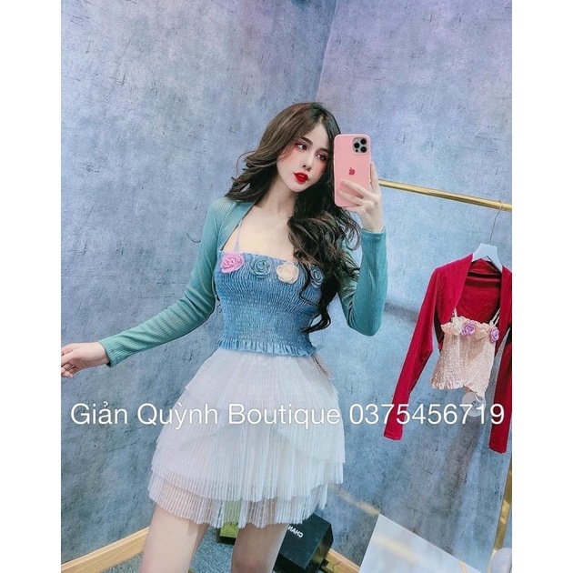 Set áo khoác ngắn và áo 2 dây đính hoa KZ9AA0U