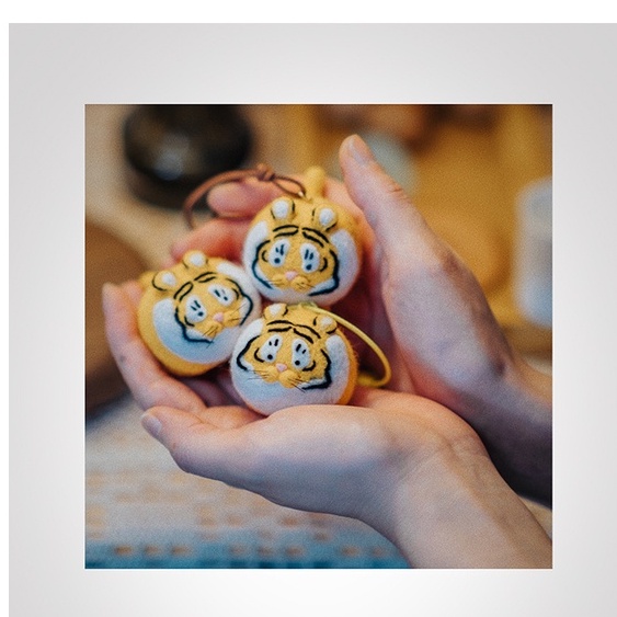 Bộ KIT Len chọc HỔ BÉO Dễ thương Cute Đơn Giản Siêu Dễ và Rẻ với LEN CHỌC xịn đẹp - Needle felting sheep MIE HANDMADE