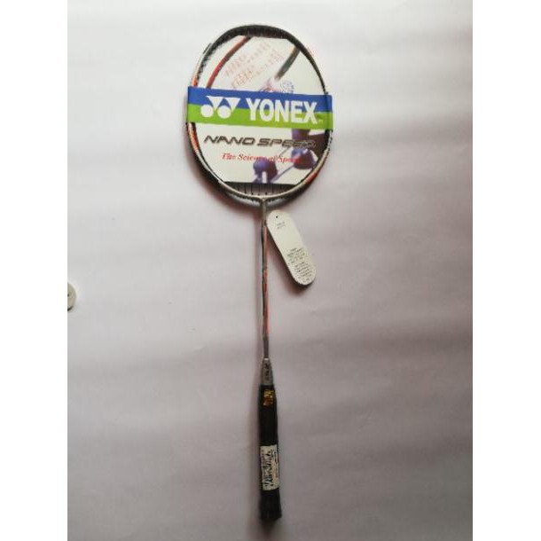 1 đôi vợt cầu lông yonex loại đẹp SỊN