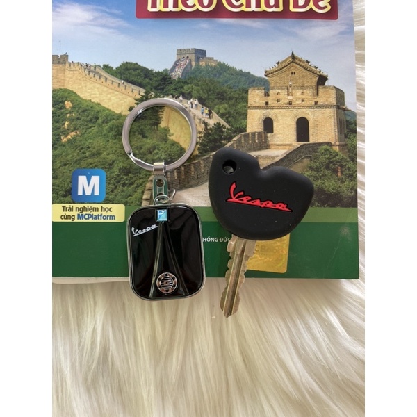 Combo Bộ móc khoá + Bọc silicon bảo vệ chìa khoá Vespa