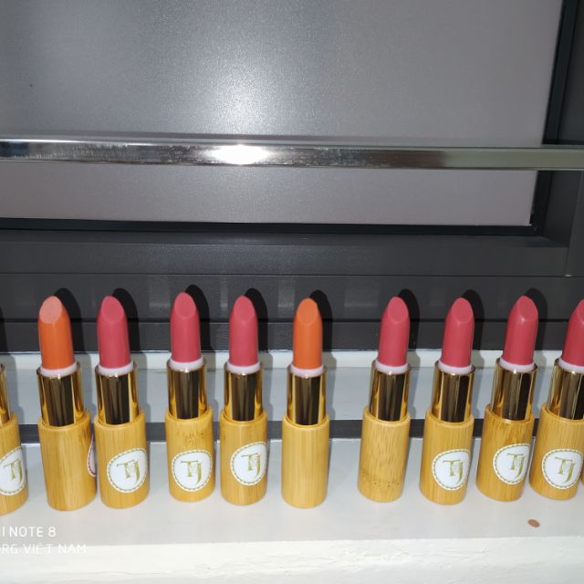 Son môi organic handmade