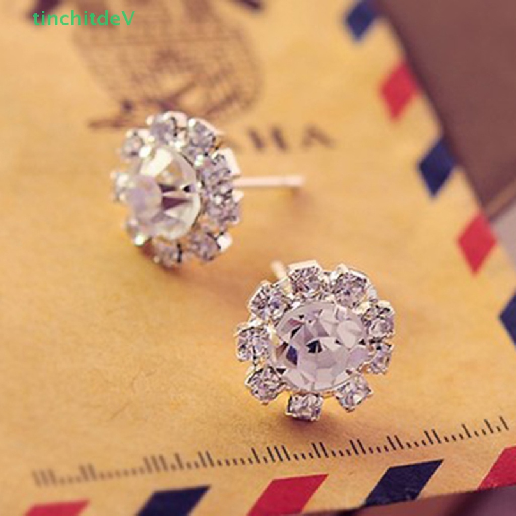 [TinchitdeV] Bông Tai Đinh Tán Hình Cầu Pha Lê Thời Trang Cho Nữ [Mới]