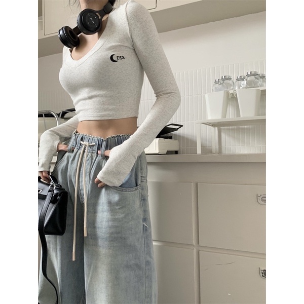 Áo Len Croptop Tay Dài Thêu Chữ + Quần Jean Thắt Dây