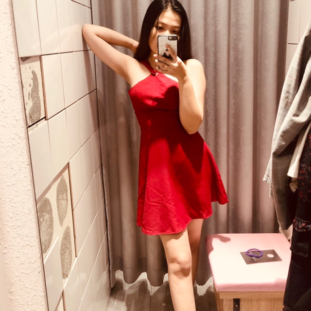 Đầm cổ yếm Gout the Jun