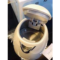 Ấm siêu tốc SMEG KLF04CREU  - có điều chỉnh nhiệt độ