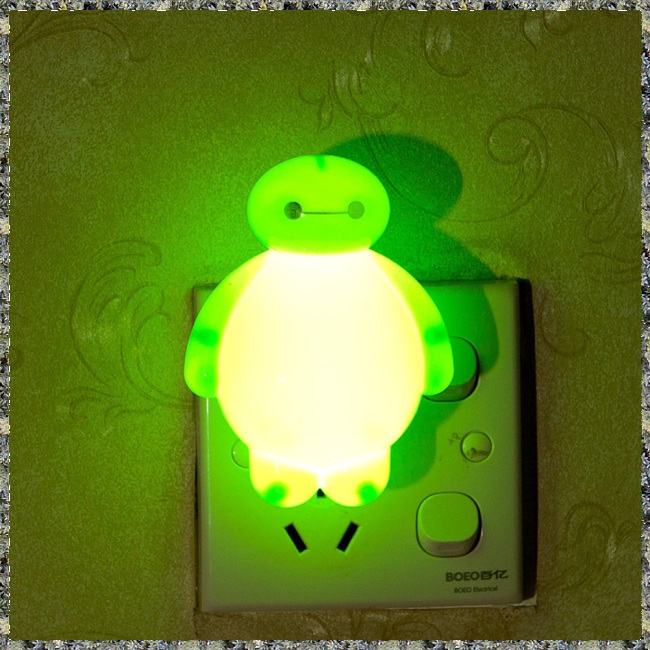 Đèn ngủ 110-240V kiểu dáng Baymax hoạt hình dễ thương