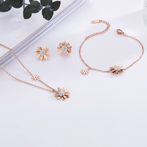 Bộ Trang Sức Hoa Cúc Titan Ko Đen TT 3086