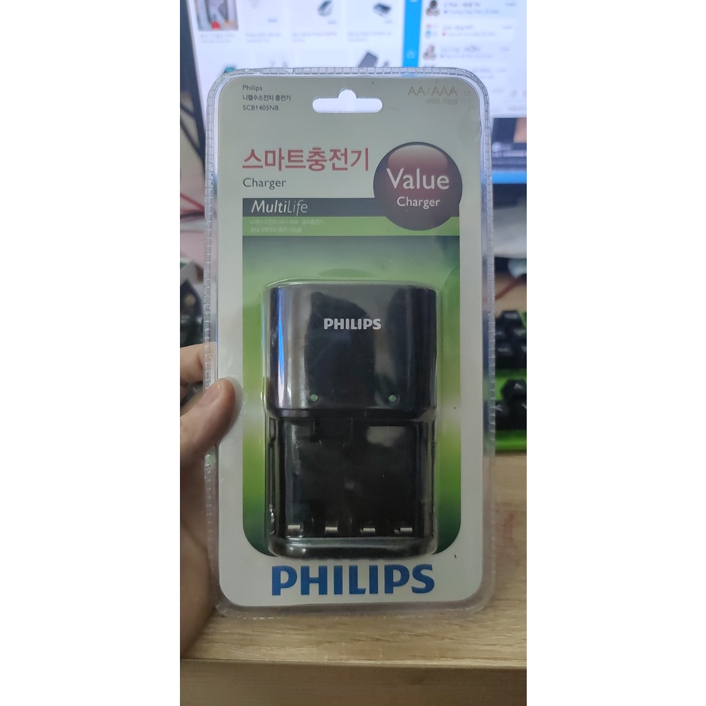 Box sạc Philips SCB1405NB cho pin AA và AAA - Phiên bản thị trường KOREA (đen) - Nhất Tín Computer