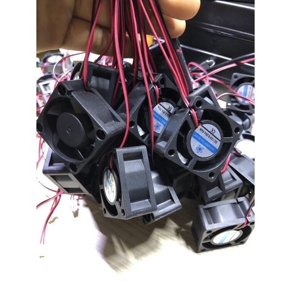 Quạt Tản Nhiệt 12V/0.2A Kích Thước 4x4x2cm