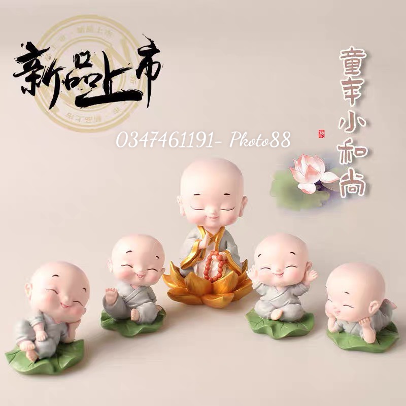 Tượng chú tiểu ngồi đài sen trang trí taplo ô tô,bàn làm việc may mắn bình an