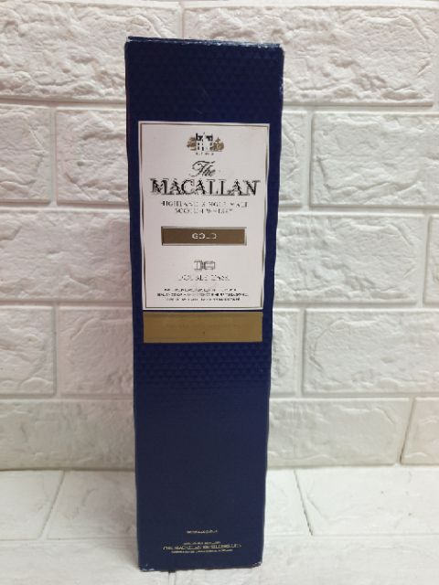 Vỏ chai rượu ngoại Macalan Gold  dùng cho trang trí nhà cửa quầy bar phòng trà phòng khách.tủ kệ giá quầy hàng trang trí