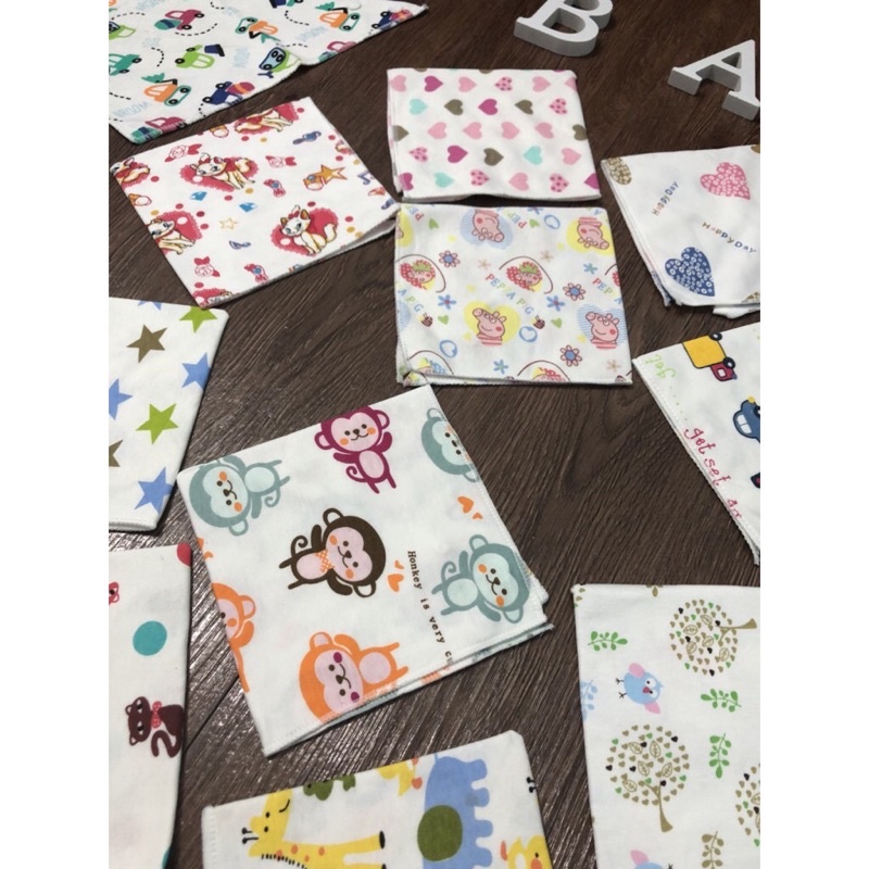 set 10 khăn yếm cúc bấm cotton cao cấp thấm hút mồ hôi an toàn cho bé trai bé gái