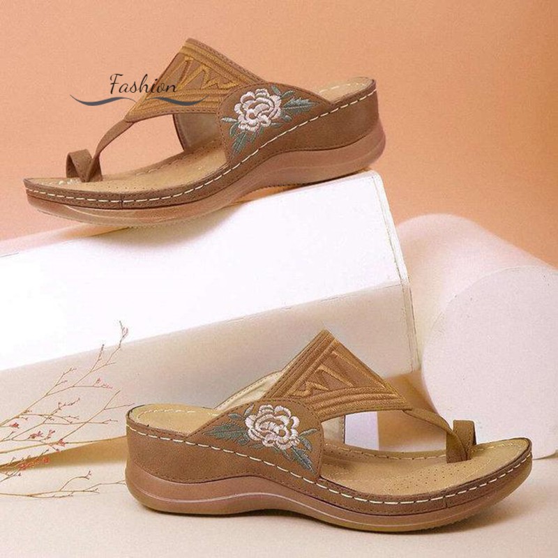 Dép Bít Mũi Thêu Hoa Thời Trang Nữ Tính