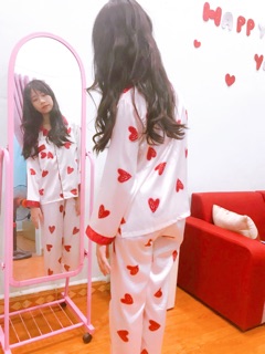 Bộ ngủ hình tim lụa dài cao cấp( có săn + ảnh thật)
