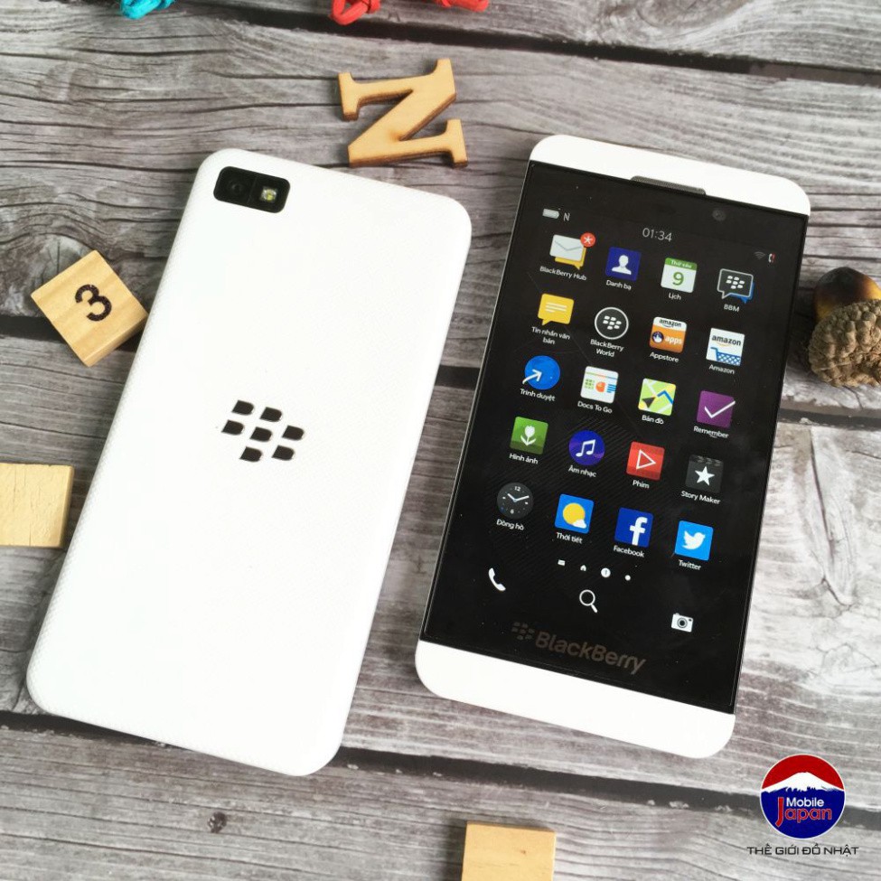 HOT HOT  Điện Thoại Blackberry Z10 Chính Hãng LikeNew - Bảo Hành Chính Hãng HOT HOT