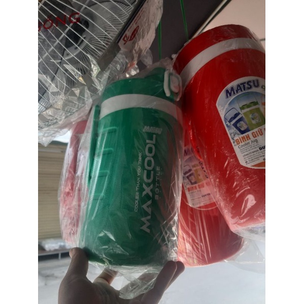 #Sale sốc mùa hè# Bình giữ nhiệt, bình đá cá nhân bằng nhựa có quai xách dáng dài Matsu Duy Tân - giữ nhiệt tối ưu, đẹp