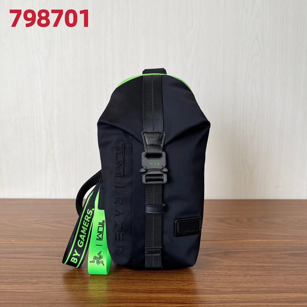 Túi Đeo Chéo Ngực Thời Trang Cá Tính Cho Nam 798701Túi Đeo Chéo Vai Razer thunder snake co Thời Trang Sành Điệu
