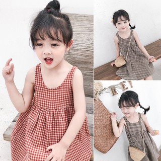 Đầm Yếm Ca Rô Đáng Yêu Cho Bé Gái