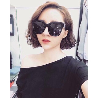 Áo thun lệch vai