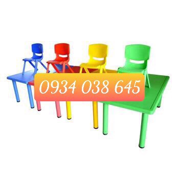 Bàn Nhựa Đúc Mầm Non Hình Chữ Nhật Nhập Khẩu