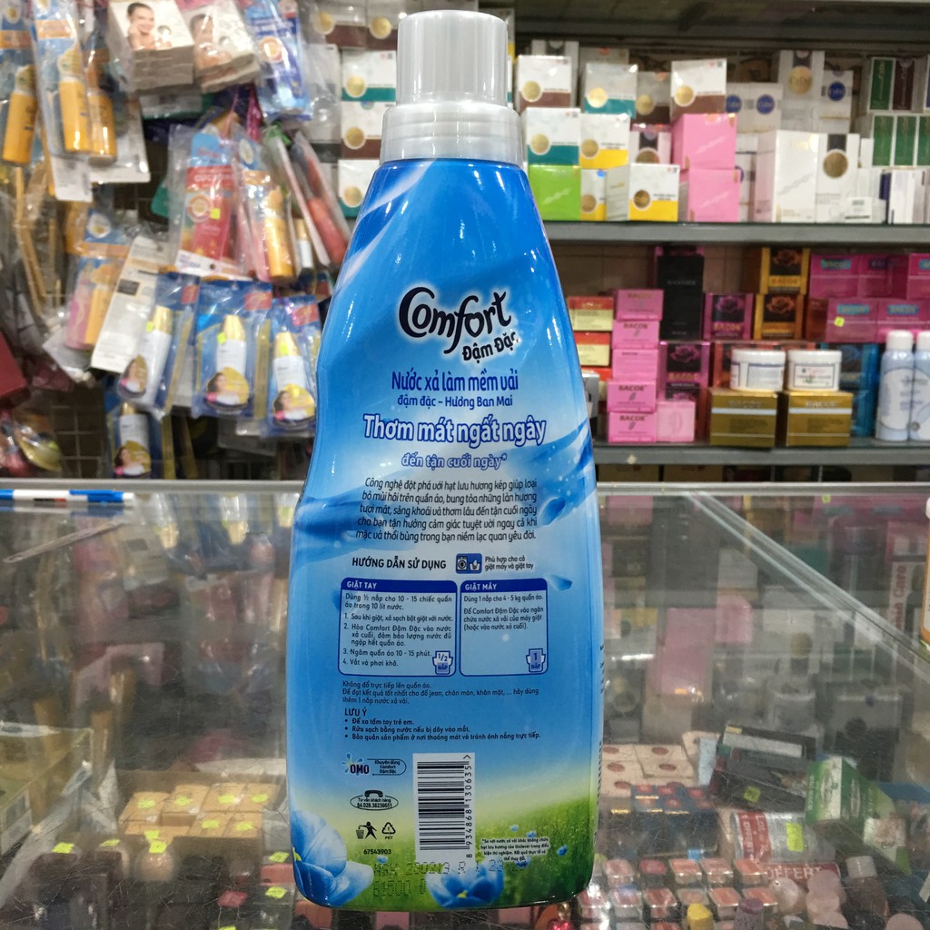 Nước Xả Vải Comfort Đậm Đặc Hương Ban Mai Chai 800ml