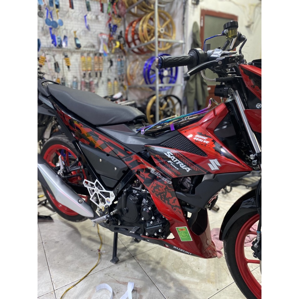 Tem Rời cao cấp Satria mẫu zin màu đen đỏ bạc