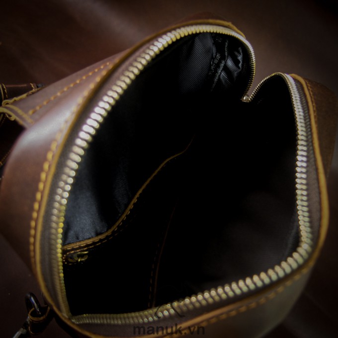 Túi chéo da bò thật, da bò sáp nhập khẩu cao cấp Pocket sling bag - Manuk vn Leather Design | BigBuy360 - bigbuy360.vn