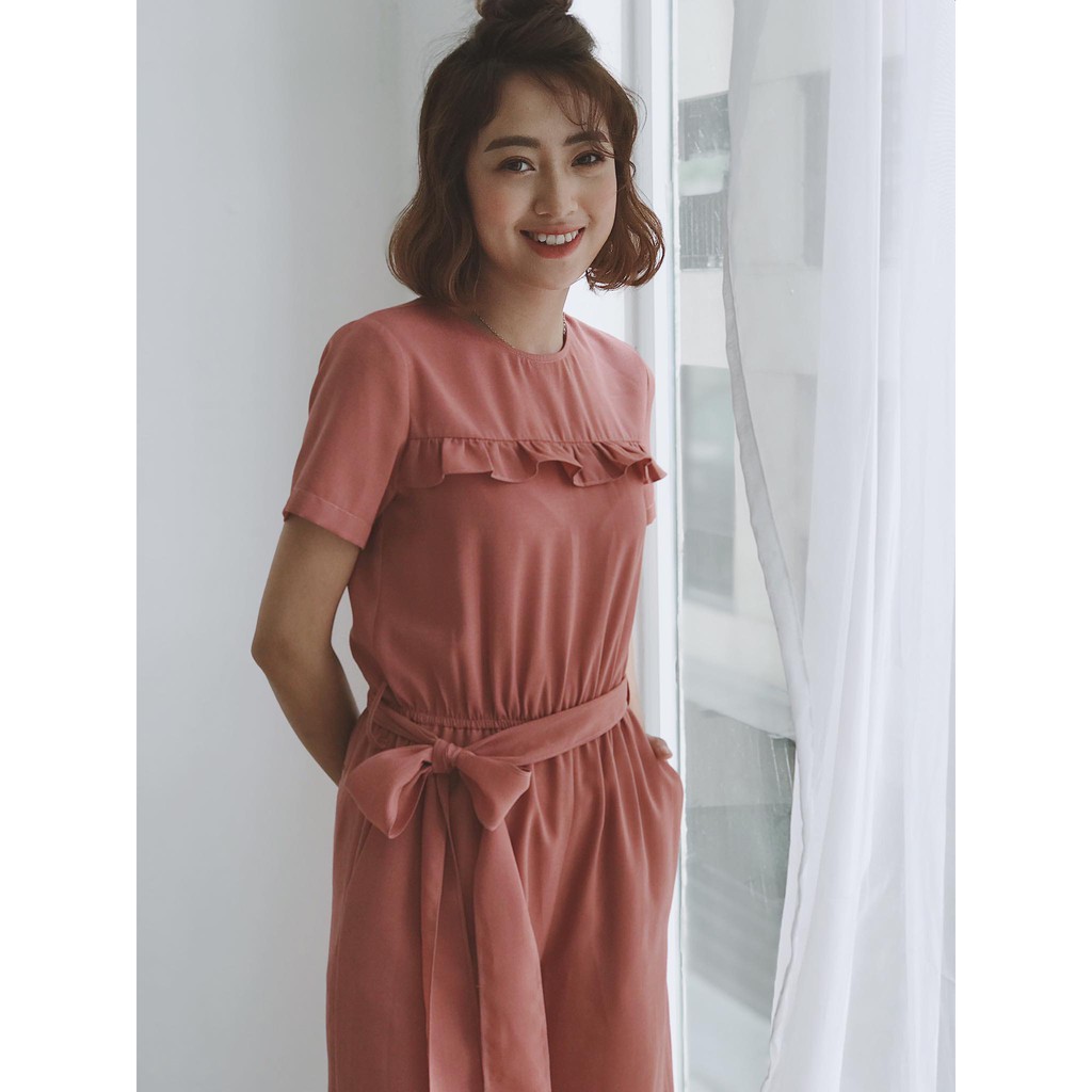 Bộ Jumpsuit Nữ MOMOCO Bèo Ngực M2028