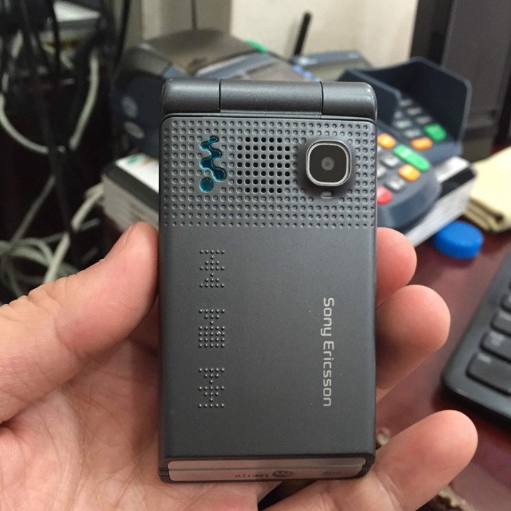 ĐIỆN THOẠI SONY ERICSSON W380I NẮP GẬP