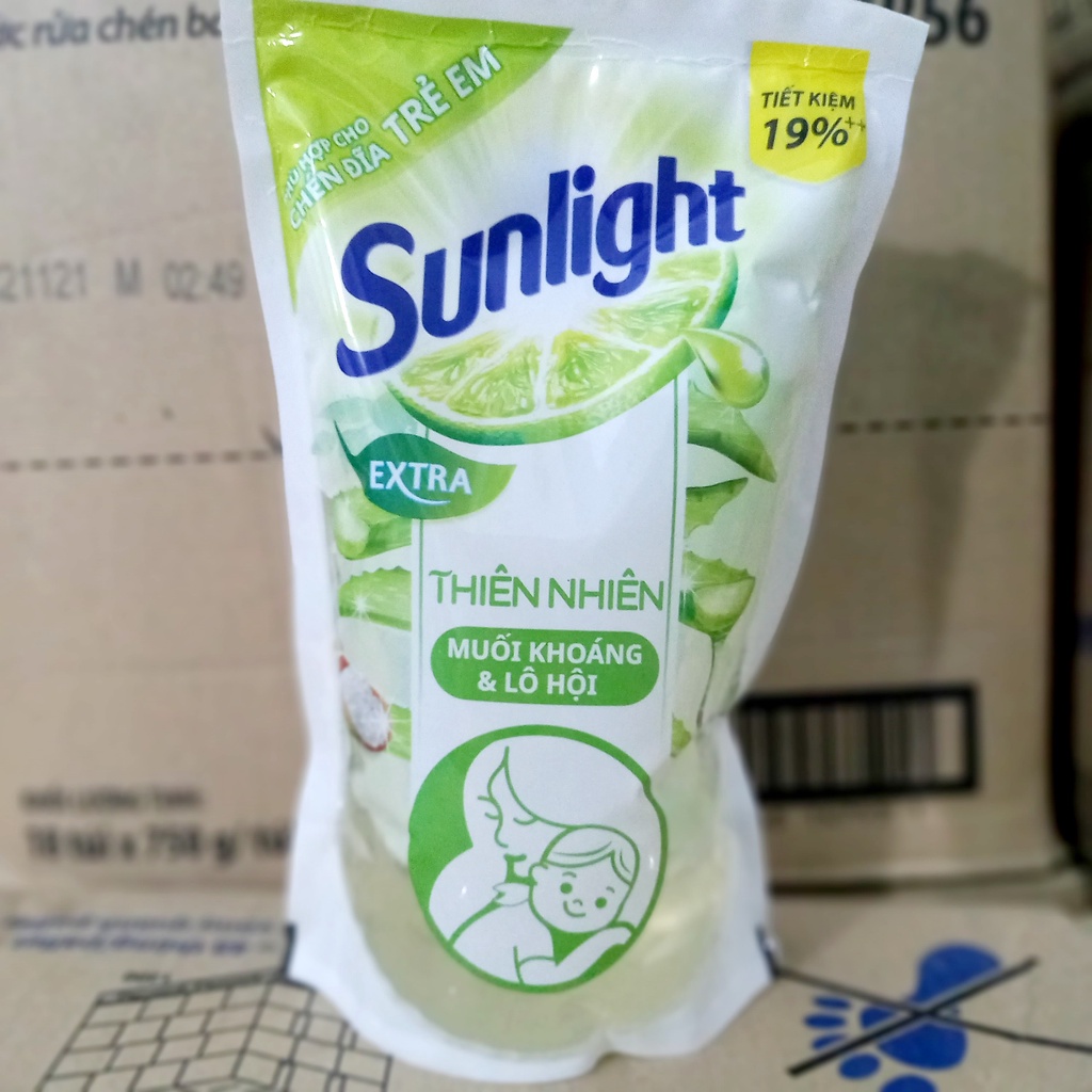 Nước rửa chén Sunlight túi 750g hương thiên nhiên lô hội